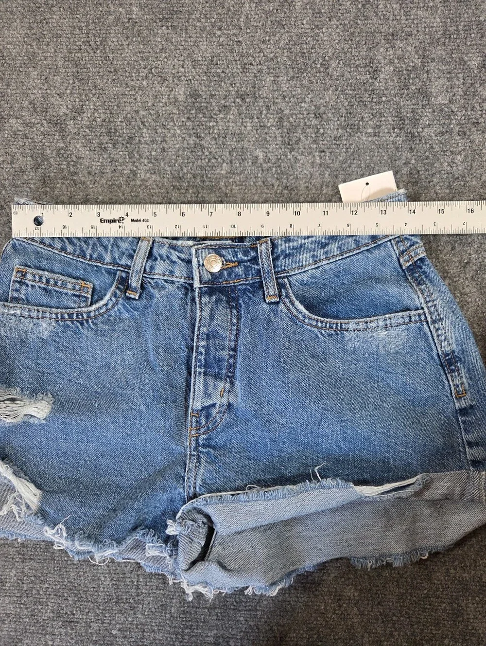 Forever‎ 21 Premium Distressed Denim Shorts Size 28 High Rise Cuffed Raw Hem NWT